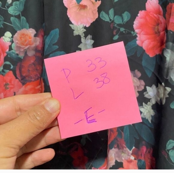 Torrid Women's Short Sleeve Georgette Hi-Low Tunic‎ Blouse Top 5X Black Floral - Picture 7 of 7